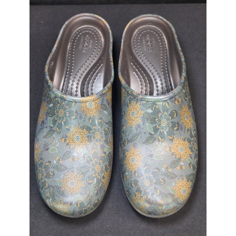 Crocs Cypress Women 6 Floral Mandala‎ Print Clogs Mules Teal Gold Brown 203764